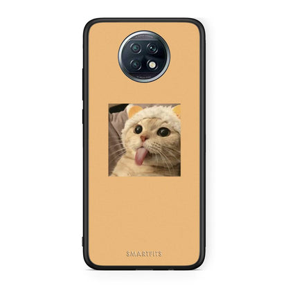 Xiaomi Redmi Note 9T Cat Tongue θήκη από τη Smartfits με σχέδιο στο πίσω μέρος και μαύρο περίβλημα | Smartphone case with colorful back and black bezels by Smartfits
