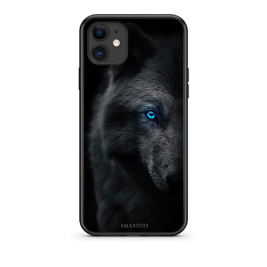 iPhone 11 Dark Wolf θήκη από τη Smartfits με σχέδιο στο πίσω μέρος και μαύρο περίβλημα | Smartphone case with colorful back and black bezels by Smartfits