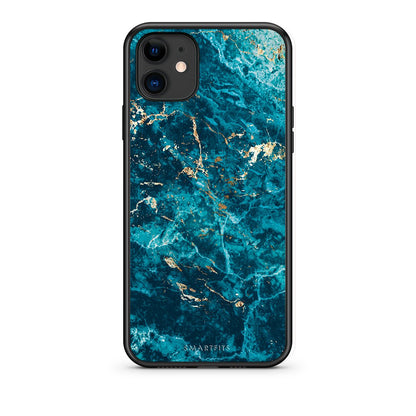 iPhone 11 Marble Blue θήκη από τη Smartfits με σχέδιο στο πίσω μέρος και μαύρο περίβλημα | Smartphone case with colorful back and black bezels by Smartfits