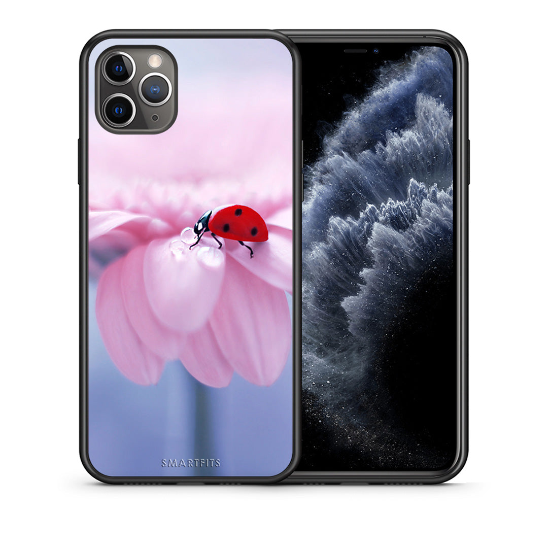 Θήκη iPhone 11 Pro Max Ladybug Flower από τη Smartfits με σχέδιο στο πίσω μέρος και μαύρο περίβλημα | iPhone 11 Pro Max Ladybug Flower case with colorful back and black bezels