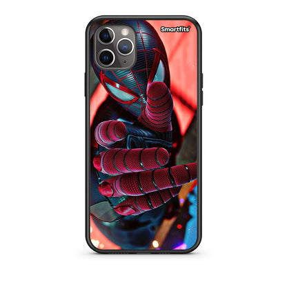 iPhone 11 Pro Max Spider Hand Θήκη από τη Smartfits με σχέδιο στο πίσω μέρος και μαύρο περίβλημα | Smartphone case with colorful back and black bezels by Smartfits