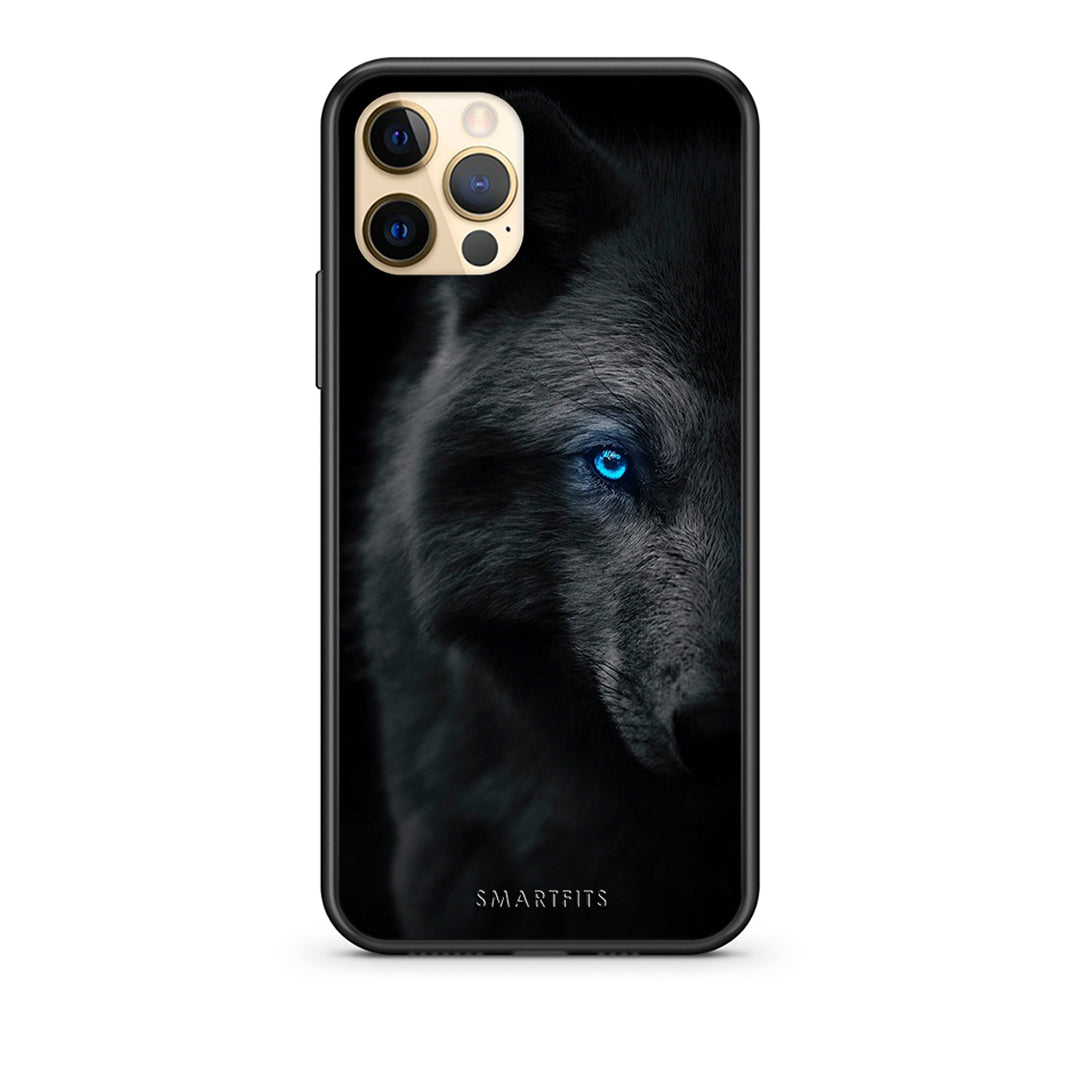 Θήκη iPhone 12 Dark Wolf από τη Smartfits με σχέδιο στο πίσω μέρος και μαύρο περίβλημα | iPhone 12 Dark Wolf case with colorful back and black bezels