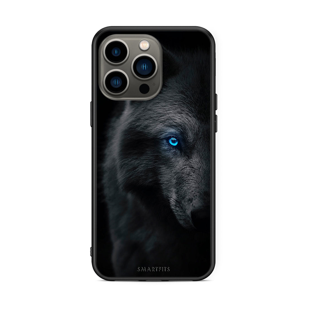 iPhone 13 Pro Dark Wolf θήκη από τη Smartfits με σχέδιο στο πίσω μέρος και μαύρο περίβλημα | Smartphone case with colorful back and black bezels by Smartfits