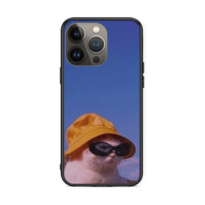 iPhone 13 Pro Max Cat Diva θήκη από τη Smartfits με σχέδιο στο πίσω μέρος και μαύρο περίβλημα | Smartphone case with colorful back and black bezels by Smartfits