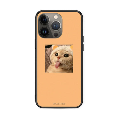iPhone 13 Pro Max Cat Tongue θήκη από τη Smartfits με σχέδιο στο πίσω μέρος και μαύρο περίβλημα | Smartphone case with colorful back and black bezels by Smartfits