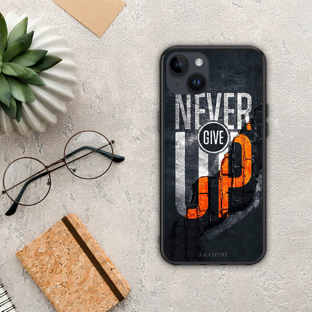 Never Give Up - iPhone 15 Plus θήκη