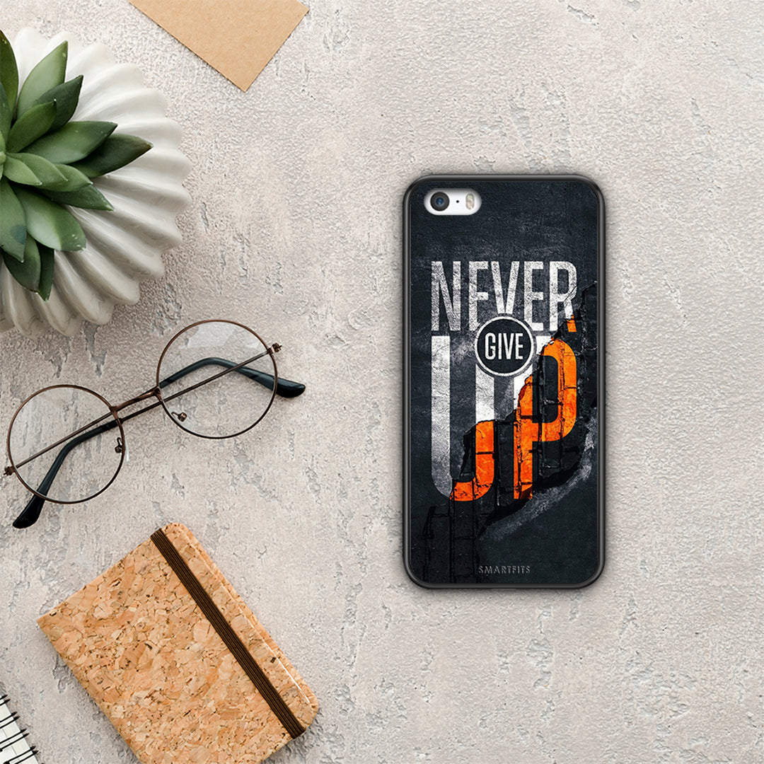 Never Give Up - iPhone 5 / 5s / SE θήκη