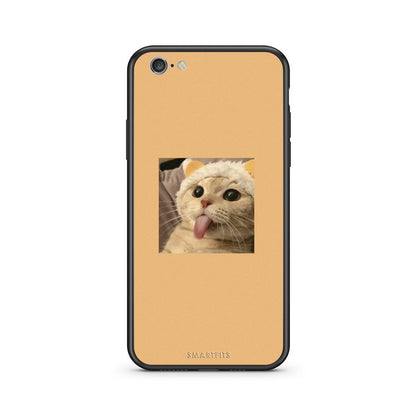iphone 6 plus 6s plus Cat Tongue θήκη από τη Smartfits με σχέδιο στο πίσω μέρος και μαύρο περίβλημα | Smartphone case with colorful back and black bezels by Smartfits