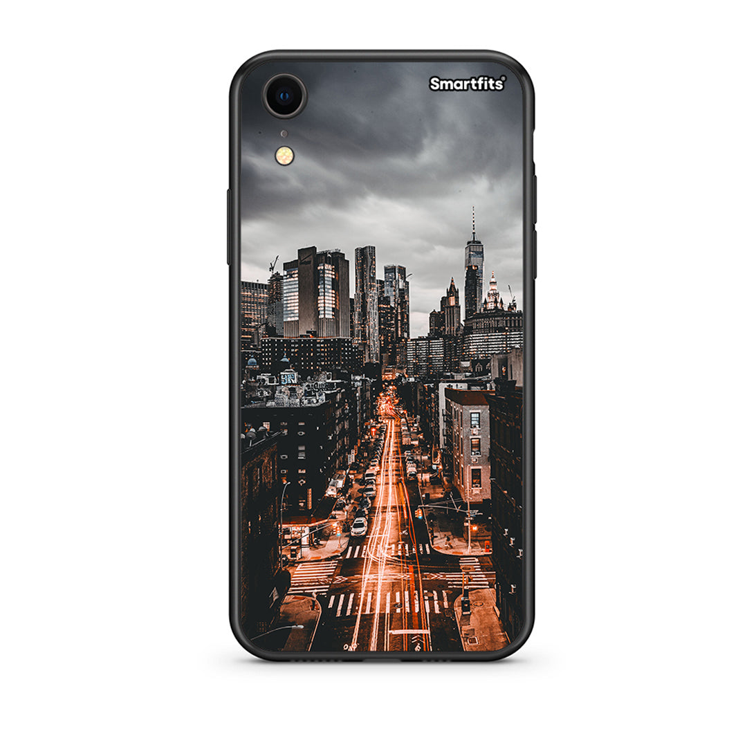 iphone xr City Lights θήκη από τη Smartfits με σχέδιο στο πίσω μέρος και μαύρο περίβλημα | Smartphone case with colorful back and black bezels by Smartfits