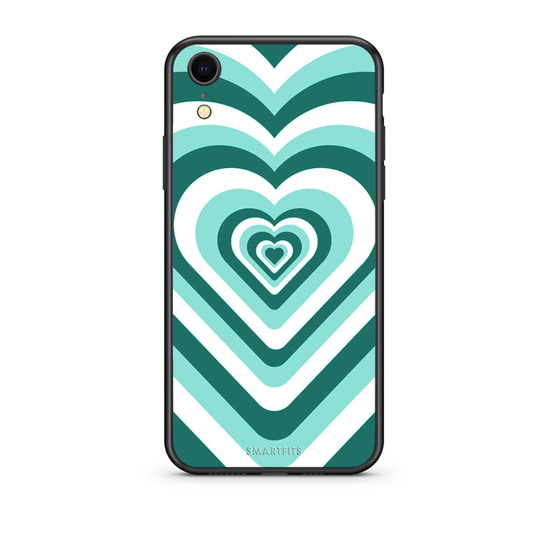 iphone xr Green Hearts θήκη από τη Smartfits με σχέδιο στο πίσω μέρος και μαύρο περίβλημα | Smartphone case with colorful back and black bezels by Smartfits