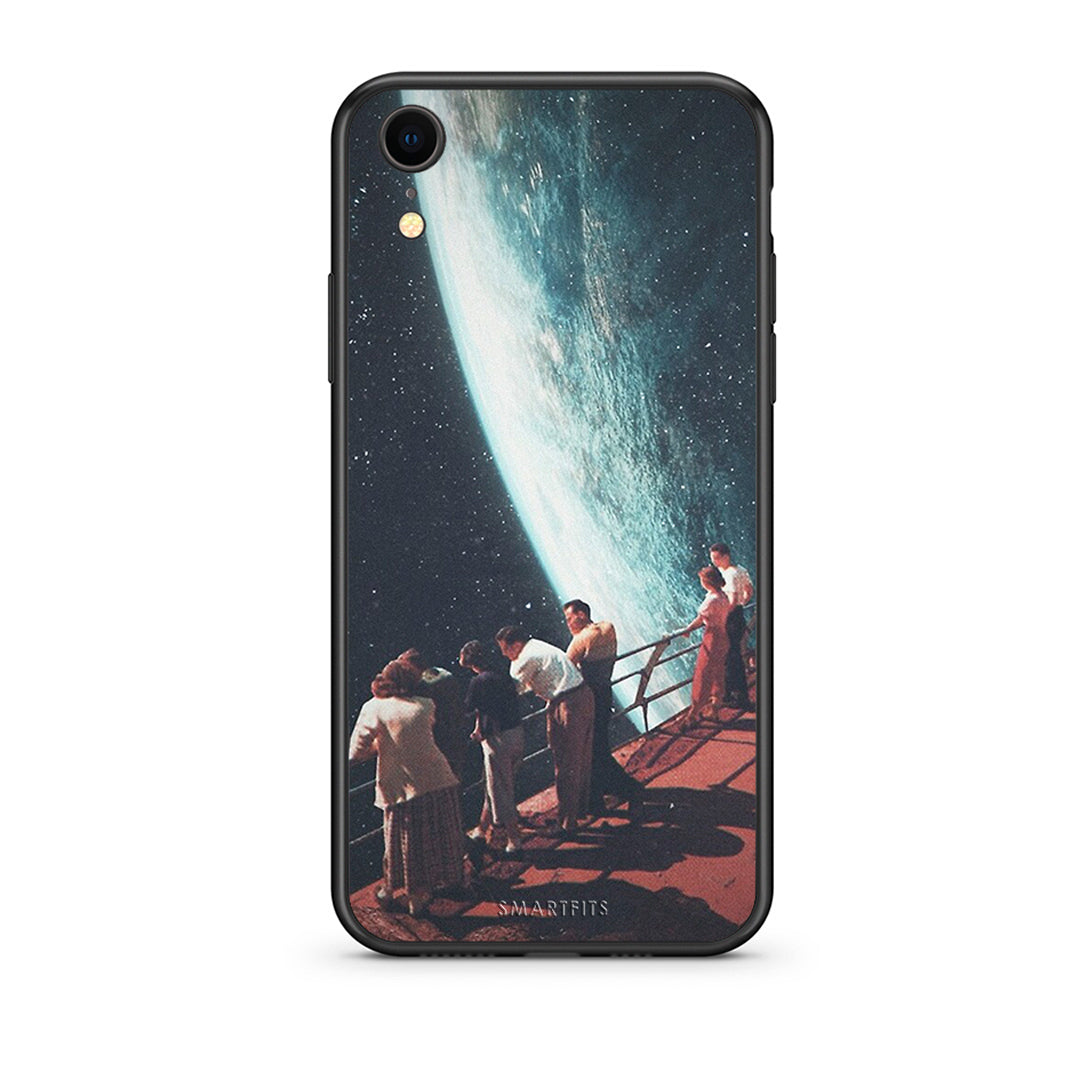 iphone xr Surreal View θήκη από τη Smartfits με σχέδιο στο πίσω μέρος και μαύρο περίβλημα | Smartphone case with colorful back and black bezels by Smartfits