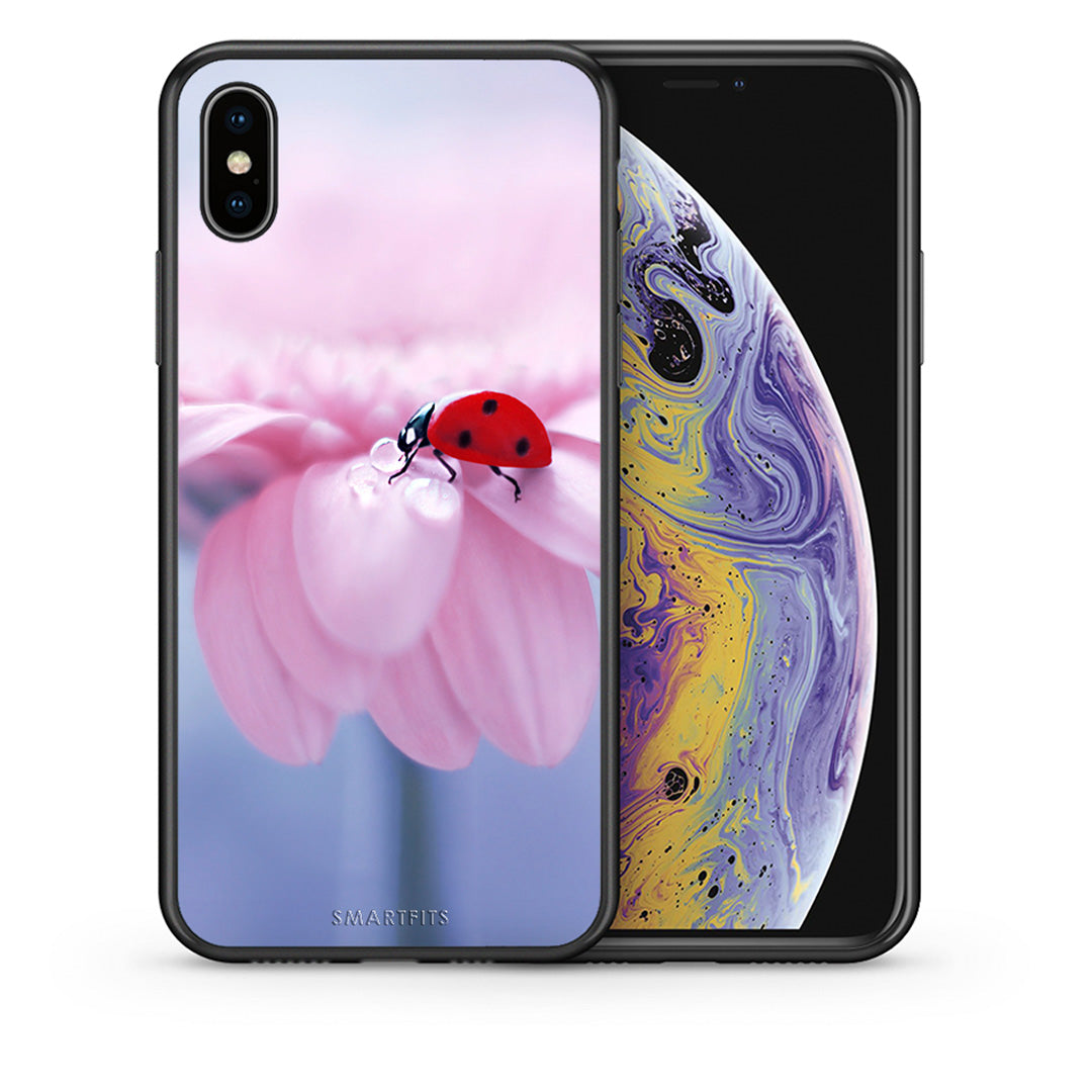Θήκη iPhone X/Xs Ladybug Flower από τη Smartfits με σχέδιο στο πίσω μέρος και μαύρο περίβλημα | iPhone X/Xs Ladybug Flower case with colorful back and black bezels