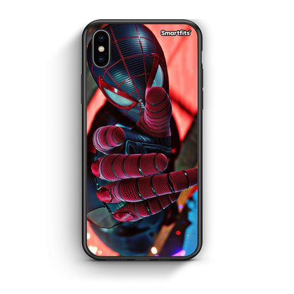iPhone X / Xs Spider Hand Θήκη από τη Smartfits με σχέδιο στο πίσω μέρος και μαύρο περίβλημα | Smartphone case with colorful back and black bezels by Smartfits
